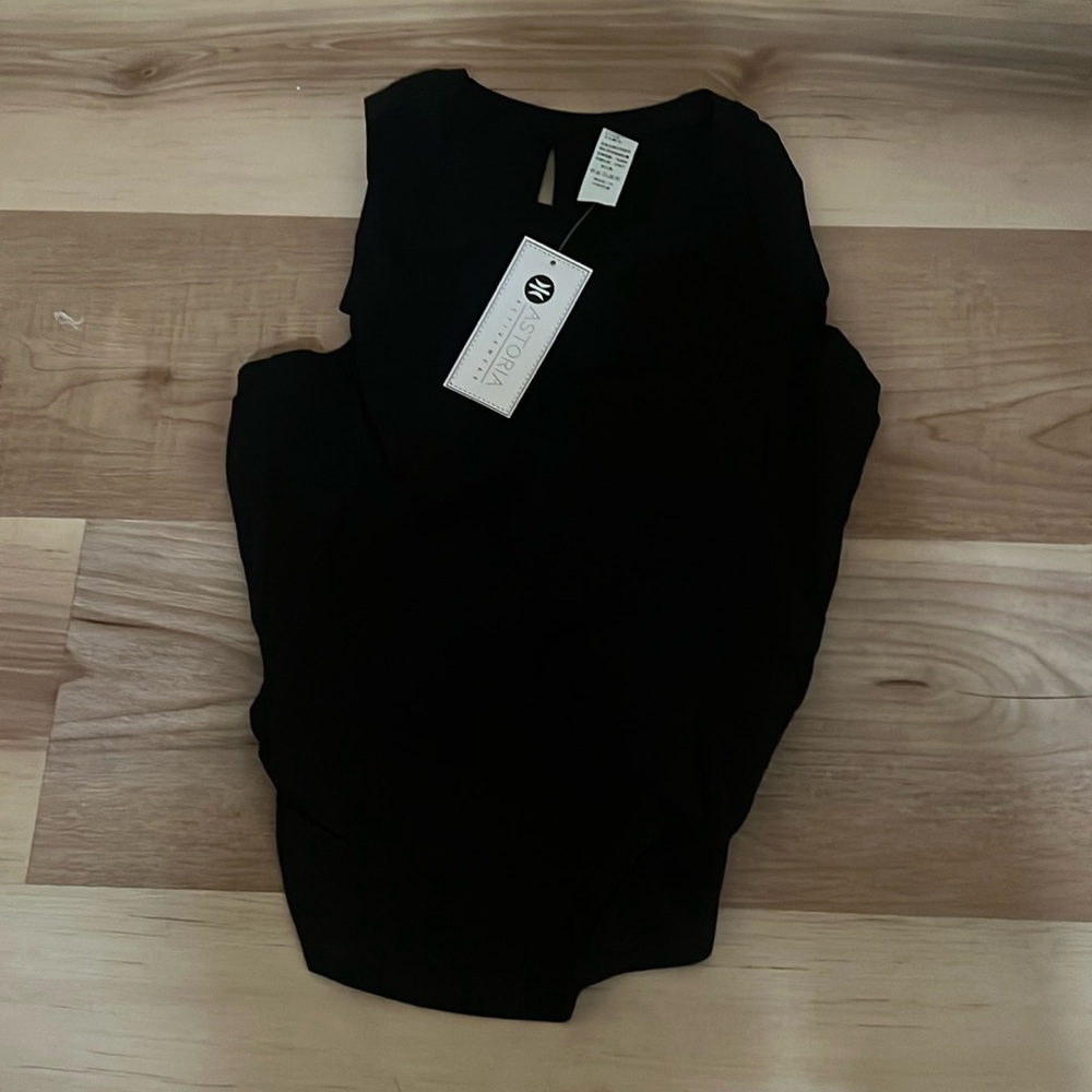 NWT Astoria Open Back Crop Top